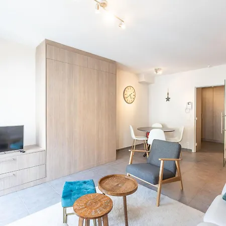 Apartamento Located On The 2nd Floor Westende